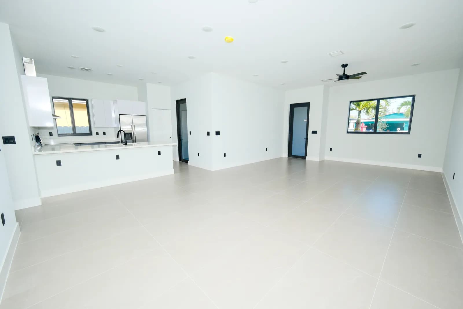 Modern Single-Family Home Hollywood