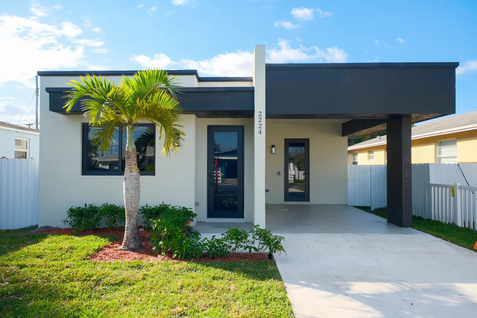 Modern Single-Family Home Hollywood